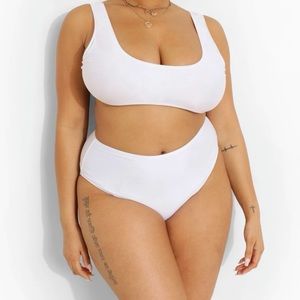 Square neck bikini top